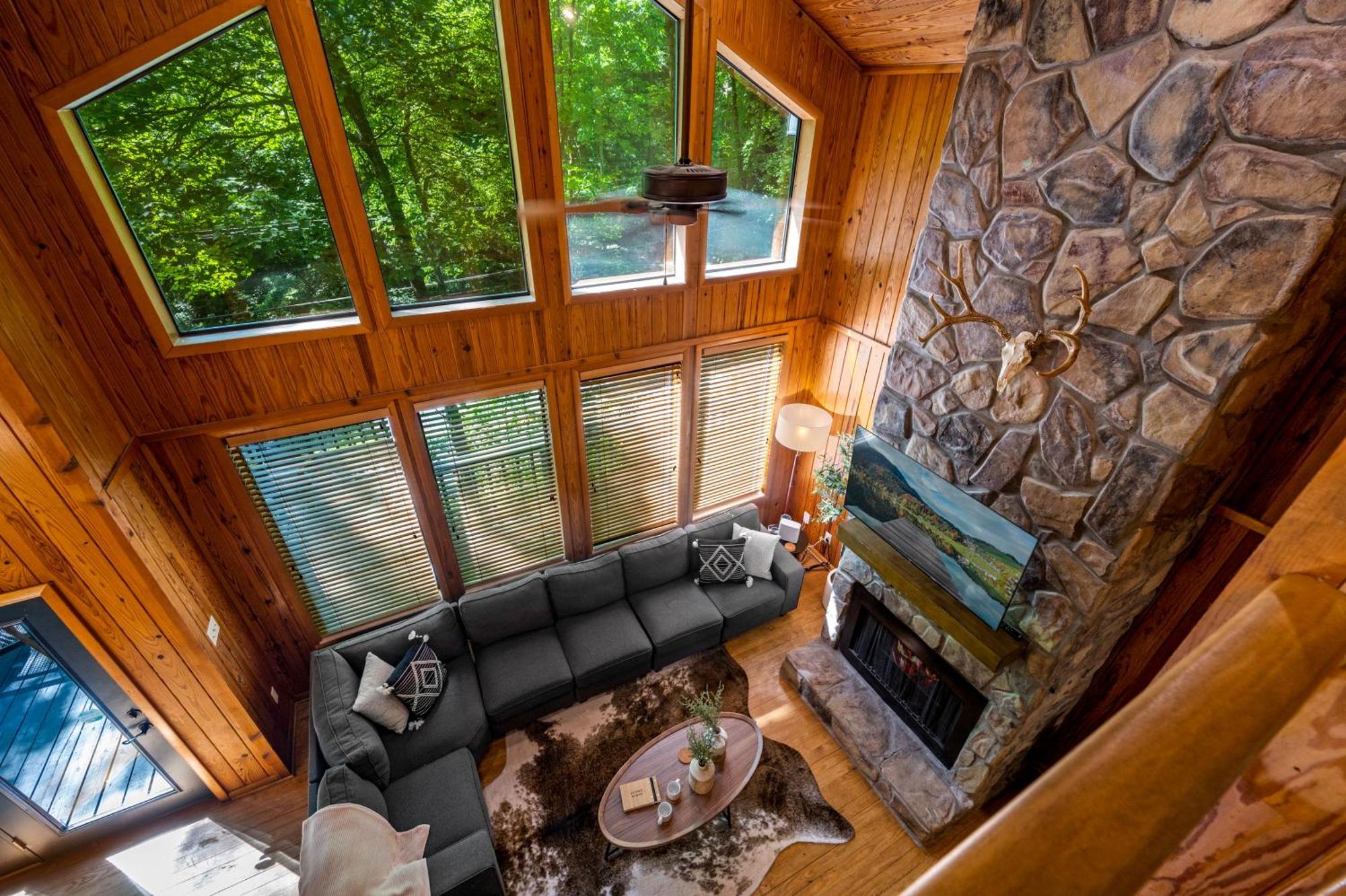 Chalet Escape To Sugar Chalet: The Rustic Modern Retreat *